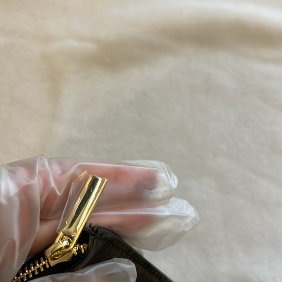 Hourglass Makeup Pouch - Picture 2 of 6